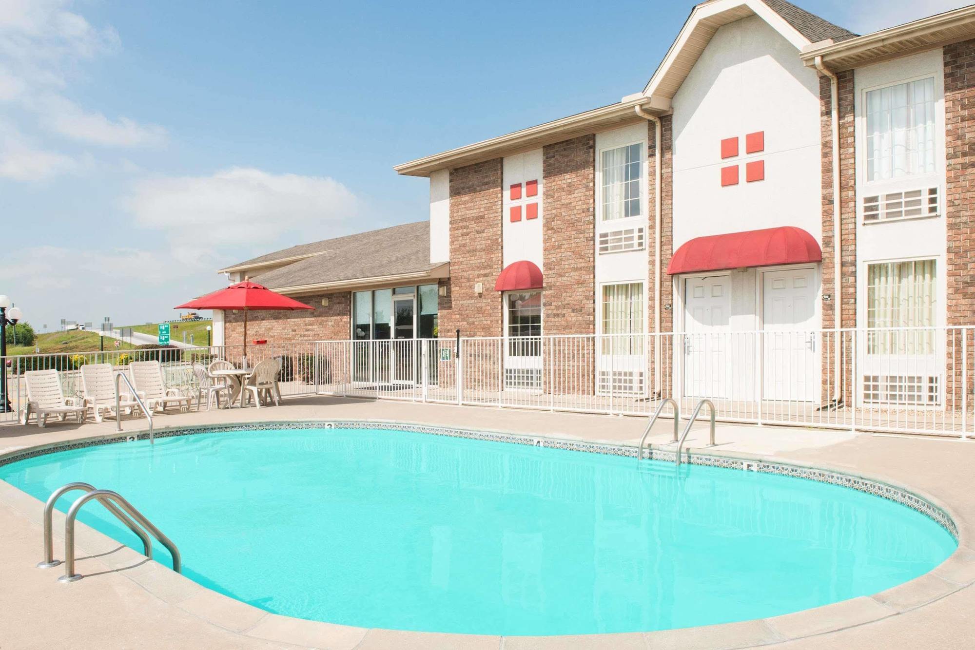 Boarders Inn And Suites By Cobblestone Lamar Missouri Esterno foto